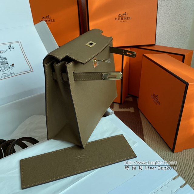 Hermes女包 愛馬仕Kelly DanSe包 威馬犬米色金銀扣 evercolor皮 進口密蠟線全手工 Hermes跳舞包  tdh2204